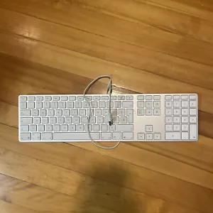 Apple USB Wired Keyboard A1243 For Parts - Picture 1 of 5