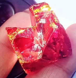 Certified Natural Red Zircon Rough 189.60 Ct Loose Gemstone - Picture 1 of 6