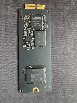 Apple SSD MZ-KNZ0320/0A6 - Image 1 of 2