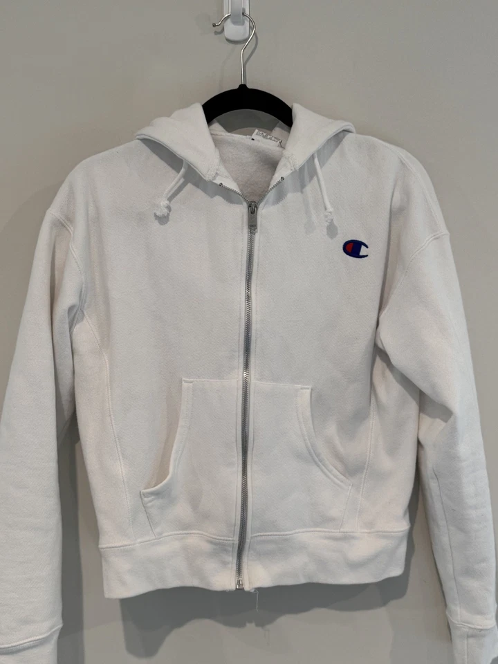 Chaqueta Champion Mujer Blanca Pequeña Suavemente Usada Cremallera Tejido Inverso Algodon Poli Foto 1 de 4