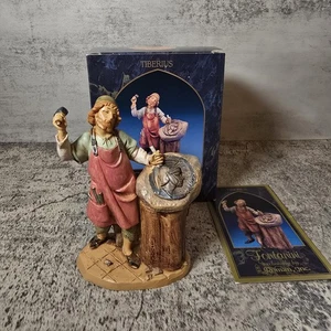 FONTANINI DEPOSE ITALIA 5" TIBERIO PRESEPE VILLAGGIO SCULTORE FIGURA 75514 MINT - Foto 1 di 6