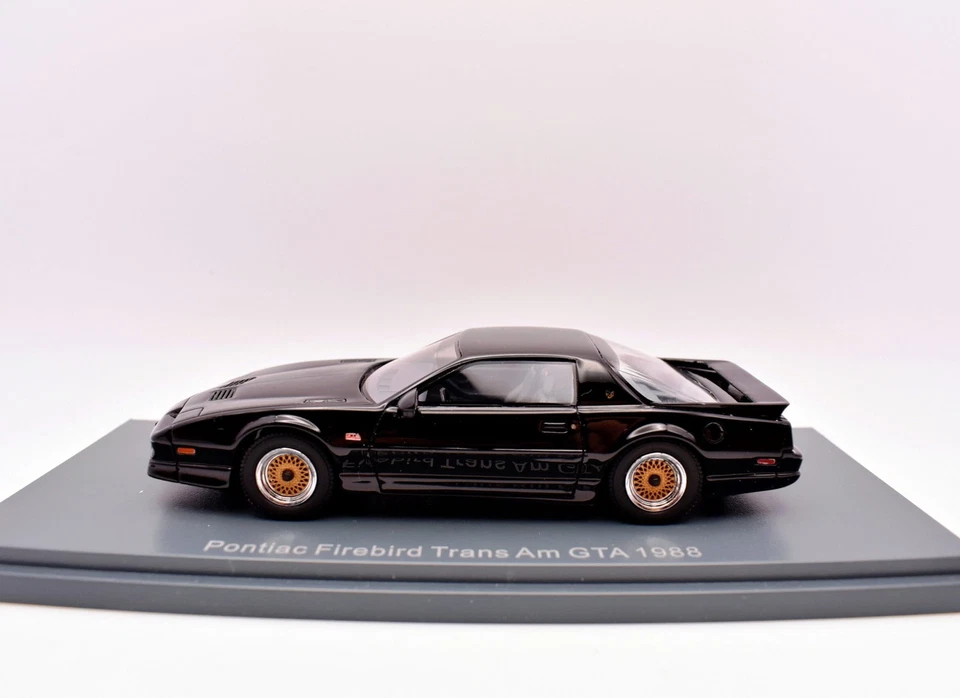Modellino auto scala 1:43 Pontiac firebird trans am GTA Neo modellismo statico - Immagine 1 di 4