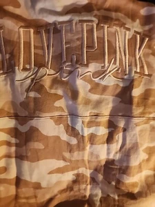 NWT PINK Victoria's Secret Sweatshirt XL Camo Oversized HUGE Logo Embroidered - Picture 1 of 8