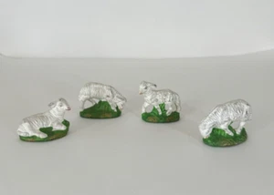 Los 4 Vintage Weihnachtsschafe Westdeutschland Krippe Krippe grüne Basis Lämmer - Bild 1 von 13