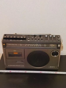 Sony CF1980 FM/AM Cassette Radio First Generation Retro For parts as is silver - Picture 1 of 24