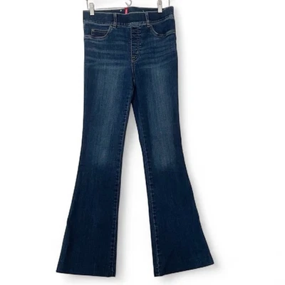 Jeans SPANX Flare 20327R Feminino Médio Pull-On Lavagem Escura Modelador Jeans Elástico - Imagem 1 de 4