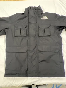 THE NORTH FACE MTN RANGE DOWN PARKA - MENS XL (#NF0A831H) - Picture 1 of 11