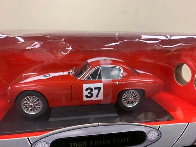 1960 LOTUS ELITE [ROAD SIGNATURE COLLECTION] DIECAST METAL BUILT TOY, SCALE 1:18 - Image 1 of 4