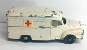 Vintage 1962 Lesney Matchbox #14 Lomas Ambulance - Picture 1 of 7