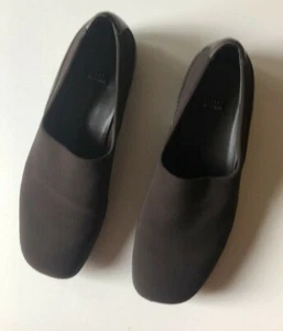 STUART WEITZMAN Brown Fabric/ leather SHOES Ladies 8 C - Picture 1 of 6