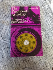 Praxis der Astrologie von Dane Rudhyar sehr guter Zustand Taschenbuch 1971 - Bild 1 von 10