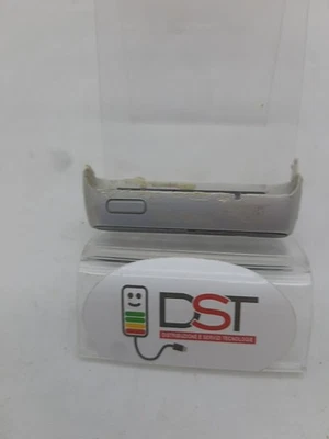 Nokia N8-00 - Housing Bottom Cover + Antenna, ARGENTO - Immagine 1 di 3