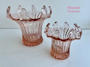PAIR VINTAGE ART DECO SOWERBY PINK LILY VASES - GREAT CONDITION - Picture 1 of 7