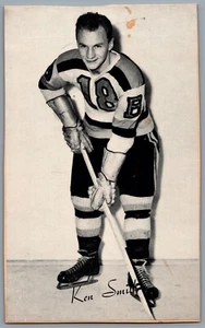 1944-1964 Bee Hive Boston Bruins Ken Smith NHL Hockey A - Bild 1 von 2