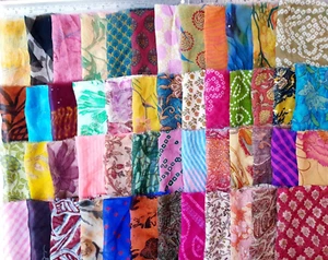 Sari CHIFFON Fabric Vintage sari Fabric Material Remnant 50 pcs 8" SQUARES DS77 - Picture 1 of 8