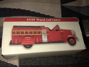 1939 Ward LaFrance Die Cast Fire Truck Collectible - 1999 Figure - 3.5" - Picture 1 of 4