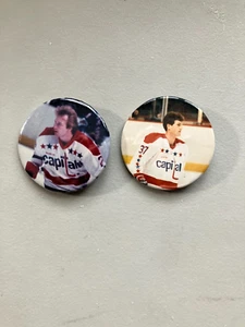 Prendedores de 2 1/4"" Washington Capitals Gary Sampson + Brian Tutt - Imagen 1 de 1