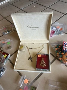 Lote de Bisutería Usable -Veronesa - Pendientes, Pulsera, Collares $400 - Imagen 1 de 9