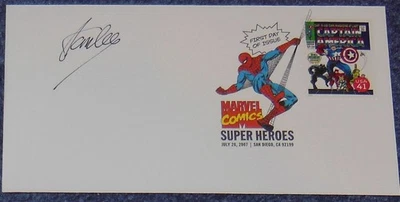 MARVEL COMICS 1ST DAY OF ISSUE STAMP~SIGNED STAN LEE~CAPTAIN AMERICA #100~COA - Image 1 of 3
