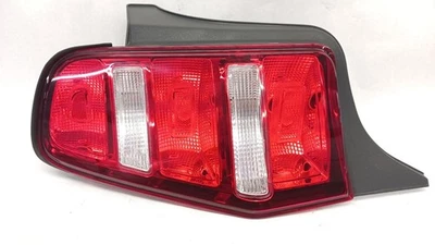'10-'12 FORD MUSTANG ¡Luz trasera del conductor izquierdo OEM grado A! Foto 1 de 4