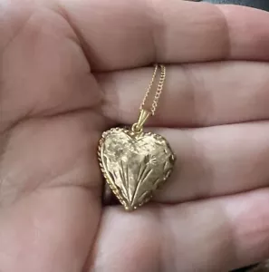 Vintage 12K GF Gold Filled Heart Shaped Engraved Names 1974 Locket Necklace 18" - Picture 1 of 9