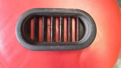 Rejilla de ventilación de puerta lateral izquierda negra para Porsche 944 OEM envío gratuito 924S 477819179 Foto 1 de 2