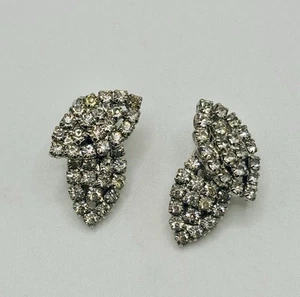 Classic Weiss Vintage Clear Rhinestone Clip Earrings Layered Beauty Retro - Picture 1 of 6