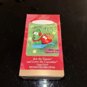 2000 Hallmark Veggie Tales Bob & Larry Weihnachtsschmuck Neu im Karton - Bild 1 von 2
