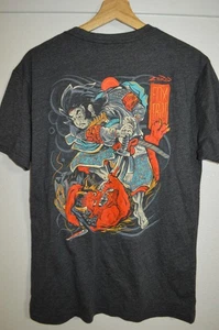 T-shirt grafica uomo ZERO FOXTROT taglia media guerriero samurai mai indossata - Foto 1 di 4