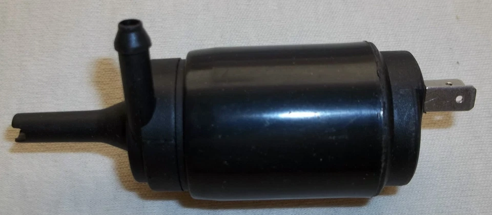 Windshield Washer Pump - CRP 61 66 1 368 589 - Image 1 of 1