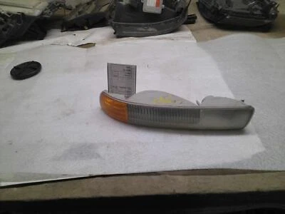 99 00 01 02 03 04 05 06 07 GMC SIERRA 2500 Driver Marker Turn Signal Fog Light Foto 1 de 3