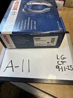 Bosch BS860 Bosch Nuevo Juego de Zapatas de Freno Para 04-07 Chevrolet Malibu Nuevo Antiguo Stock Foto 1 de 4