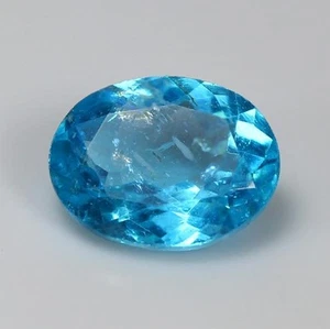 PIEDRA PRECIOSA SUELTA COLOR AZUL NEÓN APÓTITE FORMA OVALADA NATURAL DE BRASIL 1,45 QUILATES. - Imagen 1 de 2