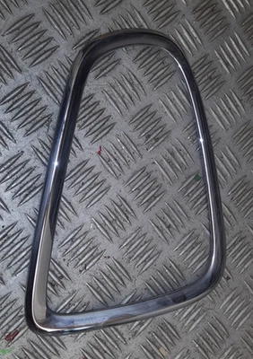 Mini R56 One 1,4 Moldura Luz Trasera Derecha 0337200 - Imagen 1 de 4