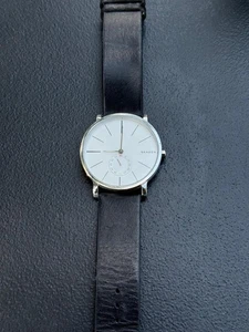 Reloj para hombre Skagen Denmark Hagen esfera blanca tres manecillas correa negra - Imagen 1 de 7