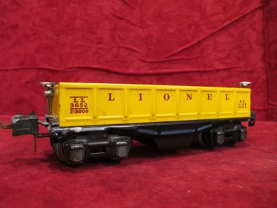 Vintage Lionel 3652 Operating Gondola Dump Car Pre-War O GAUGE W/RED LETTERING - Image 1 of 4