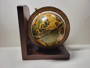 Vintage alte Weltkugel Erdkugel Holz Buchstütze 6 5/8" Höhe - Bild 1 von 8