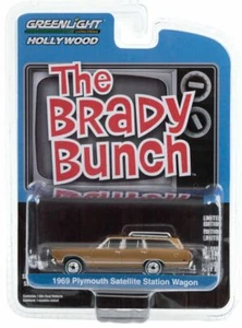 Greenlight 1:64 The Brady Grupo Plymouth Satellite Vagón Modelo Fundido - - Imagen 1 de 2