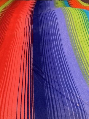 Toalla de playa de lujo Dohler Ombre Stripe. Terciopelo. 36"x70" Hecho en BRASIL  Foto 1 de 4