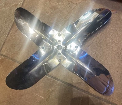 1960 Chevrolet Corvette Chrome Small Block Engine Fan  Foto 1 de 4