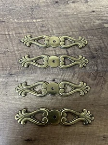 Lot Of 4 NEW OLD STOCK Vintage Brass Look Cabinet Door Drawer Knobs Backplate - Picture 1 of 4