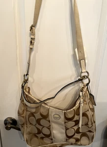 COACH F21873 SIGNATURE STRIPE CONVERTIBLE HOBO LIGHT KHAKI WHITE - Picture 1 of 3