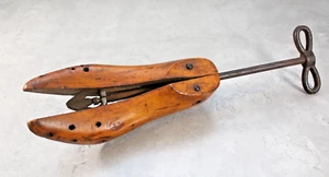 Antique Wood Shoe Stretcher Shaper the Leighton Co Boston Rustic Primitive Décor - Picture 1 of 6