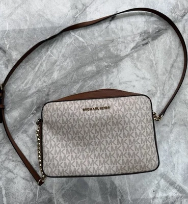MICHAEL KORS Vanilla Signature Camera Crossbody Bag Acorn Brown Trim Gold Chain - Image 1 of 4