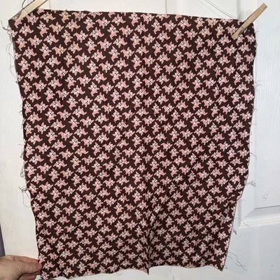 Tela de algodón con estampado Terrier de 18 pulgadas por 21 pulgadas Foto 1 de 4