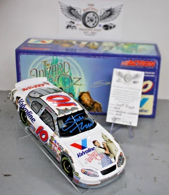 2004 Scott Riggs Valvoline Wizard of Oz 1/24 Action NASCAR Diecast Autographed - Image 1 of 2
