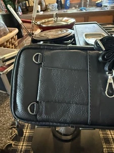 Men’s Or Women’s Bag - Picture 1 of 7