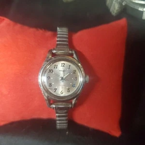 Seiko Vintage Silver Manual Winding Wristwatch -Working See Photos - Picture 1 of 7