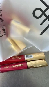 Rimmel Stay Plumped Volume & High Shine Lip Gloss - 500 Saucy - NEW - Picture 1 of 2