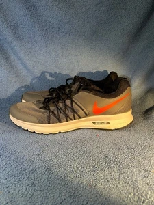 Nike Air Herren Laufschuhe Grau & Schwarz Größe 10 843836-005 - Bild 1 von 7